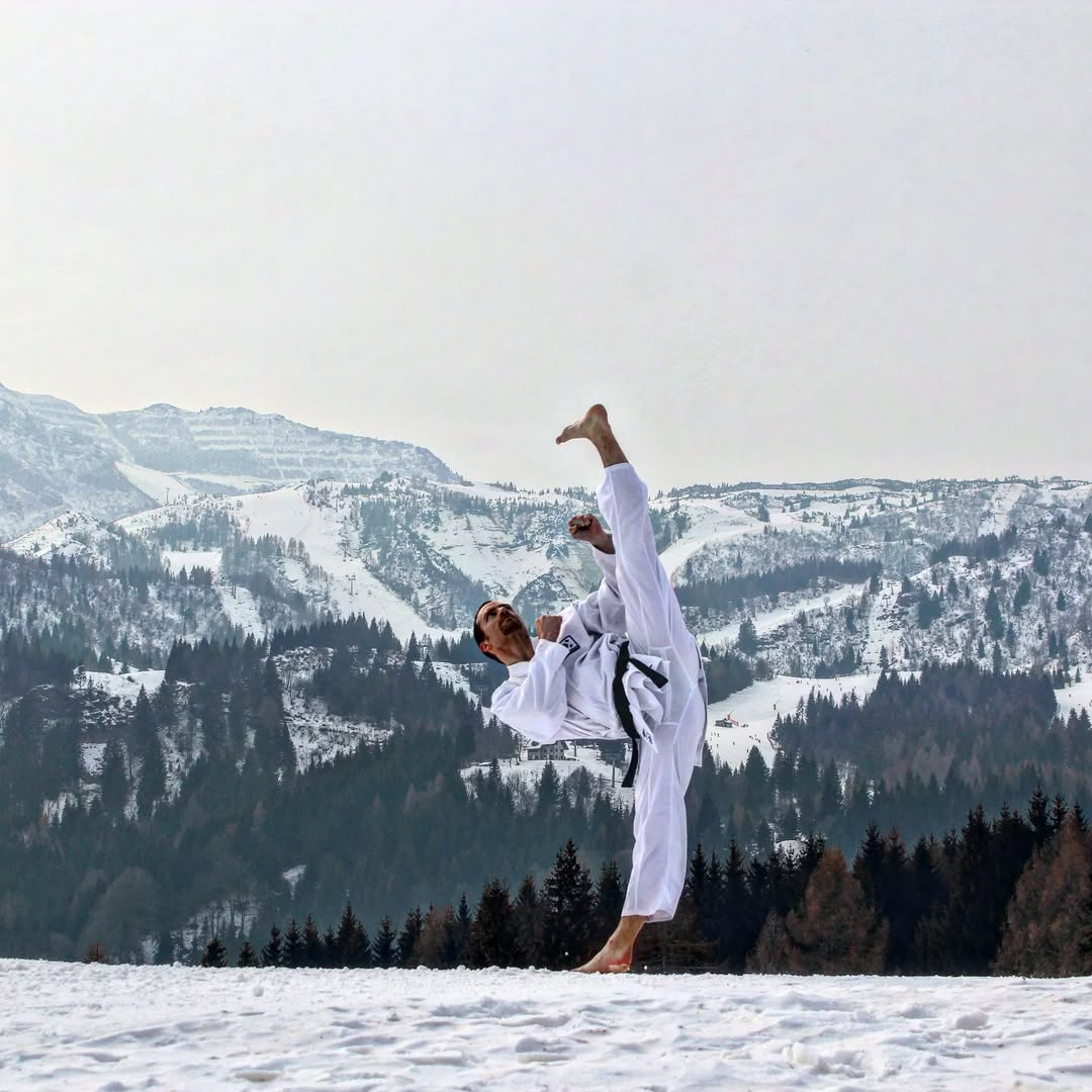 Fitninja - Workshop: Valentino Solinas - Kicking & Flexibility